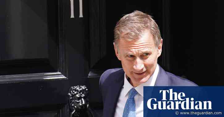 Jeremy Hunt requests inquiry into ‘debanking’ of politicians
