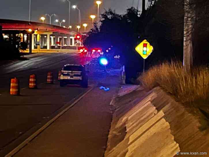 LIVE: APD launches homicide investigation after body found off Ben White