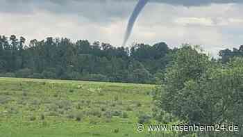War es ein Tornado? Beeindruckendes Naturschauspiel am bayerischen Himmel