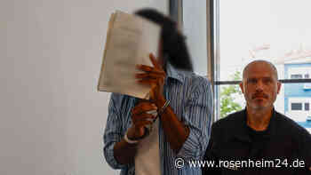 Vater wollte offenbar Sohn das Genick brechen: „Ich will kein solches Scheißkind“