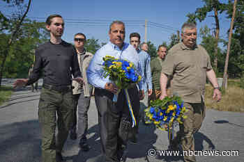 Chris Christie meets with Zelenskyy in unannounced trip to Ukraine