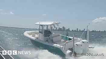 Florida deputy jumps onto a speeding runaway boat