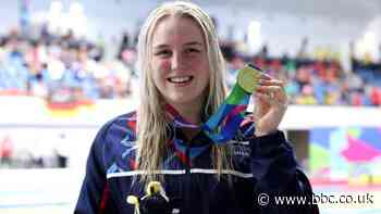 Para Swimming World Championships: Faye Rogers wins first global title