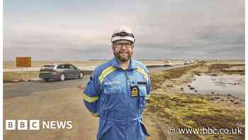 Visitors told not to risk unsafe Holy Island crossings