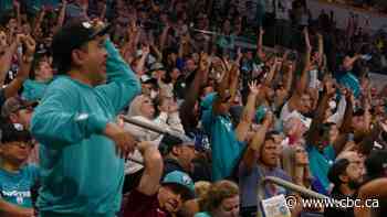 Winnipeg Sea Bears lose on the hardwood, but win in the stands, during 1st playoff game