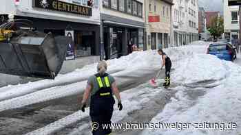 Unwetter in Reutlingen: 30 Zentimeter hohe Hagel-Schicht