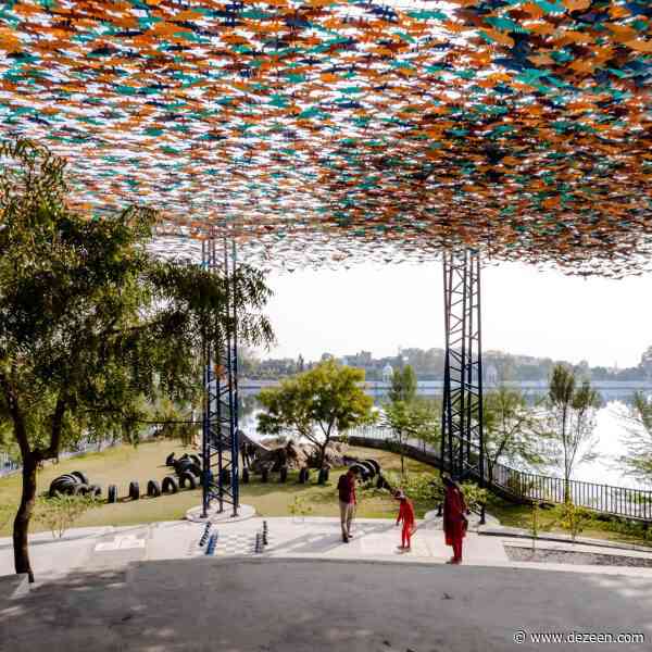 Studio Saar crowns Udaan Park in India with canopy of colourful birds