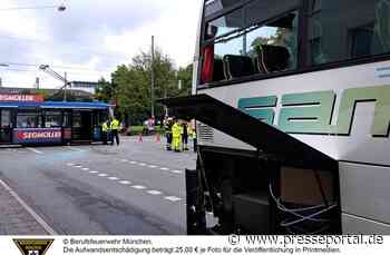 FW-M: Trambahn und Reisebus kollidieren (Maxvorstadt)
