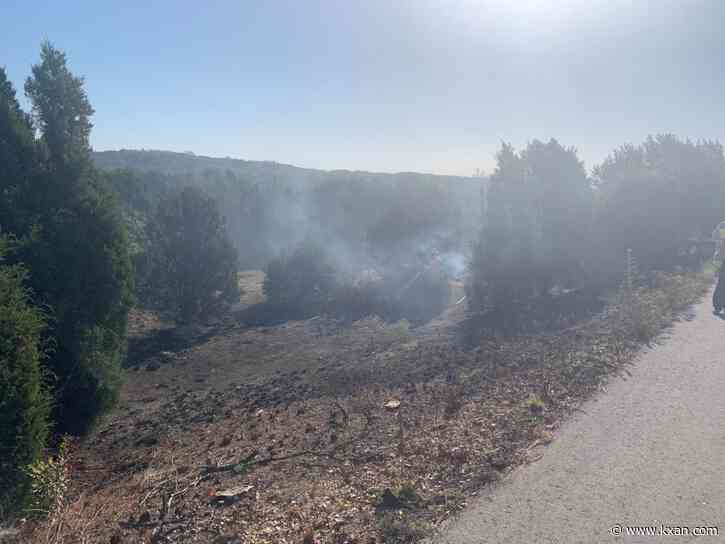 AFD: Multiple fires merge into one along southwest Austin roadway