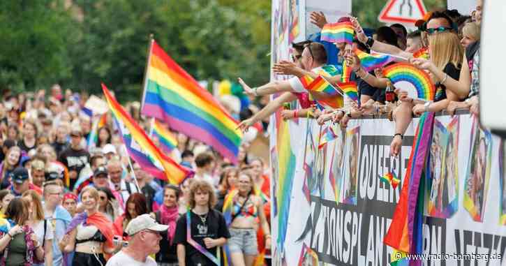 Rund 11.000 Teilnehmer bei CSD-Demo in Nürnberg