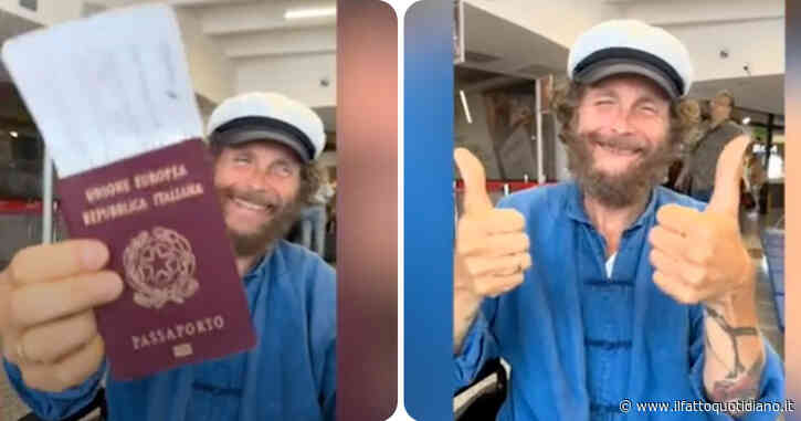 Jovanotti torna a casa. Il rientro in Italia dopo l’incidente in bicicletta a Santo Domingo – VIDEO