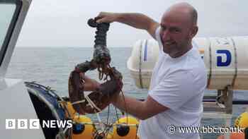 Devon fishermen's names to be read in memorial roll call