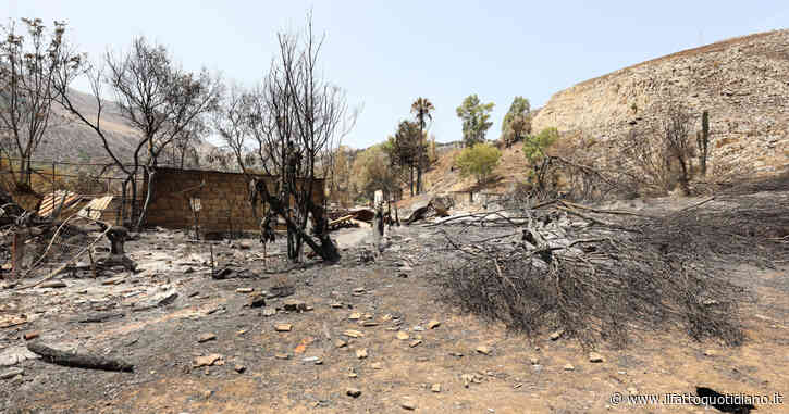 Catania, l’aeroporto riapre dopo tre settimane. Ma ora in Sicilia si teme una fuga dei turisti: “Immagine d’incapacità a gestire l’emergenza”