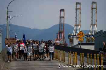 Business groups ask government for labour changes after end of B.C. port dispute