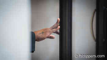 Add Impact to Your Photos by Showing Less