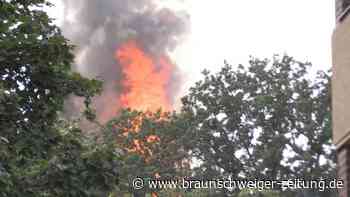 Hohe Flammen: Brand in Nebengebäude des früheren Potsdamer Landtags