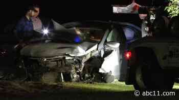 Sampson County chase ends in crash, 1 injured