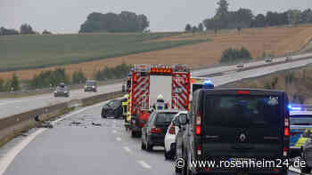 Fotos vom schweren Unfall auf der A94 bei Schwindegg in Richtung Passau