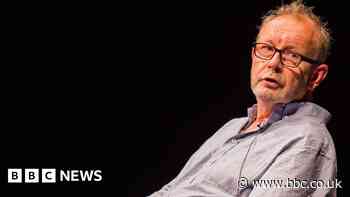 Former RSC artistic director Michael Boyd dies