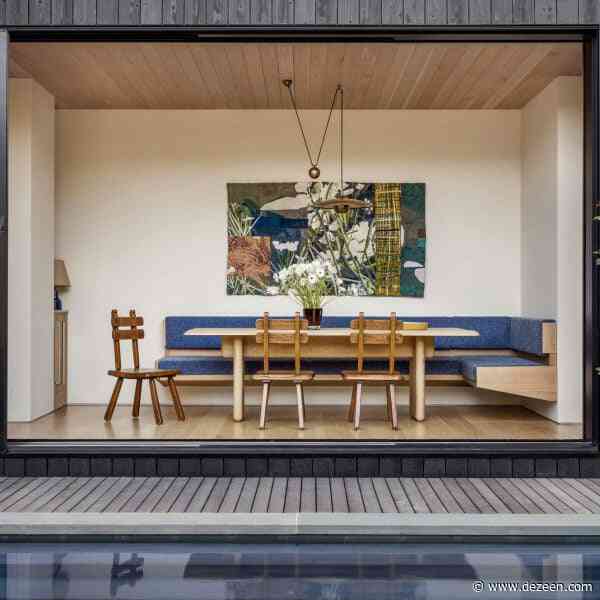 Charred-wood beach house sits among Amagansett's dunes