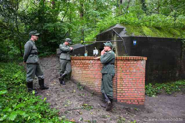 En plots is de Wehrmacht weer terug. “Ik stik zelf mijn eigen uniformen”