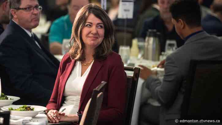 Premier cites feds in explanation for moratorium on new wind and solar projects