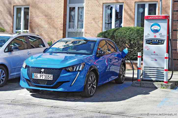 Duitse auto-industrie wil snellere uitbreiding laadnetwerk