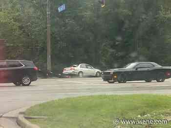 Crash leaves car in tree at entrance of Lutheran hospital off W Jefferson Blvd