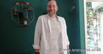 Man lost 21-stone but can no longer face looking in the mirror