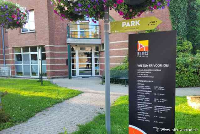 Daklozen overnachten in complex met assistentiewoningen, gemeente grijpt in: “Er komt een badgesysteem”