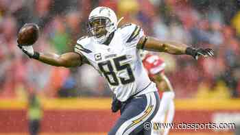 Predicting 2024 Pro Football Hall of Fame class, plus ranking second-year players returning from injury