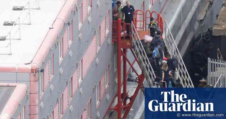 Legal reprieve for asylum seekers ordered to live on Dorset barge