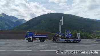 Helfer des THW Ortsverbandes Berchtesgadener Land auf dem Weg nach Slowenien