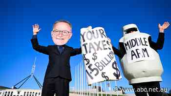 'Do no harm': NT doctors and parents take climate protest to Canberra