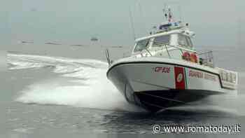 Capocotta, fa il bagno e muore annegato a 35 anni