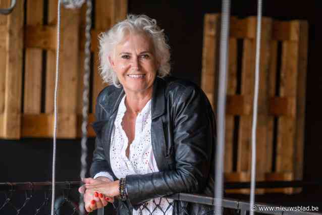 Ze moest opnieuw leren praten en stappen na zwaar ongeval, nu neemt Vicky (50) deel aan Dodentocht: “De artsen hadden mij eigenlijk opgegeven”