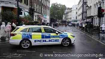 Mann in London niedergestochen - Festnahme