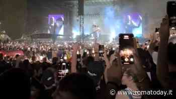 Paura al concerto di Travis Scott, spruzzano spray al peperoncino: 60 intossicati