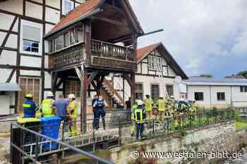 Explosion in der Mühle in Welda: Feuerwehr rückt aus