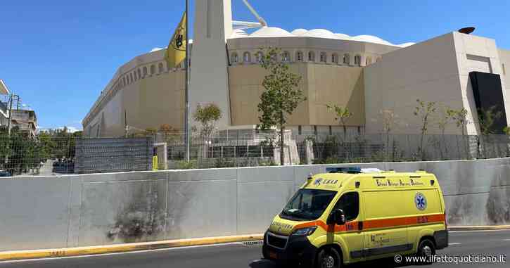 Scontri tra tifosi ad Atene, accoltellato a morte un 29enne greco. Rimandato il match di Champions League Aek-Dinamo Zagabria