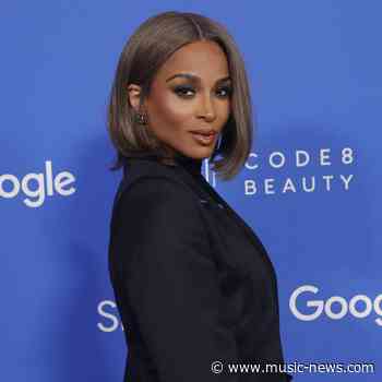 Ciara reveals pregnancy
