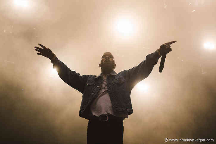 Tory Lanez sentenced to 10 years in prison for shooting Megan Thee Stallion