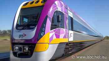 Anger as V/Line breakdown in inner Melbourne sees 100 passengers 'stuck' for three hours
