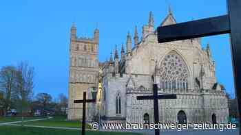 Archäologen finden versteckte Krypta aus dem Mittelalter