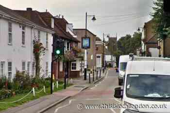 Carshalton The Hope pubs wins CAMRA award 2023