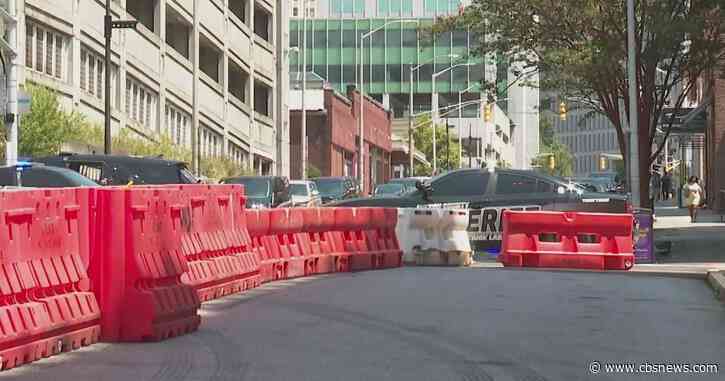 Street closed in front of Fulton County Courthouse ahead of potential Trump indictment