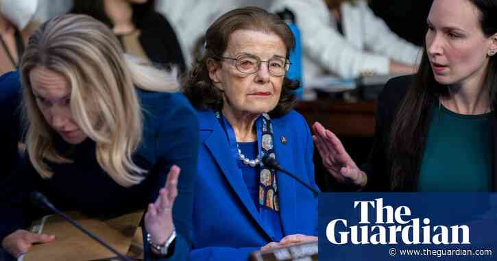 Senator Dianne Feinstein hospitalized after falling in her home