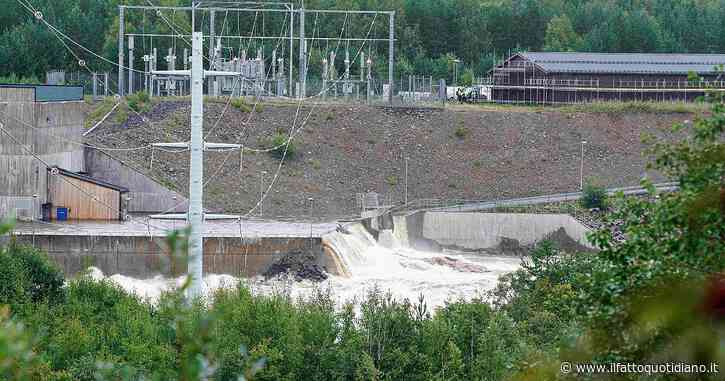 La Norvegia travolta dalla tempesta Hans, strade chiuse, evacuazioni e ipotesi di far saltare parte di una diga a rischio