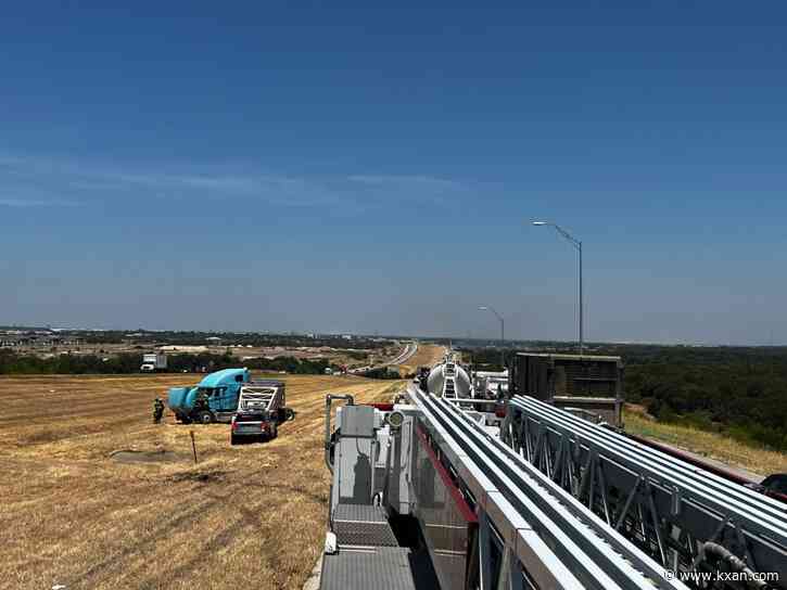 Jackknifed 18-wheeler, grass fire on SH 130 in Georgetown