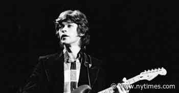 Robbie Robertson, Guitarist and Songwriter With the Band, Dies at 80